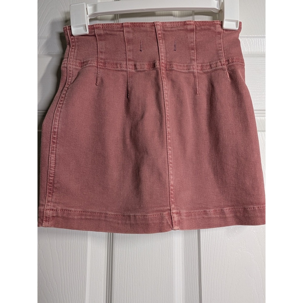 WE THE FREE People Virgo Denim Jean Skirt Mauve Front Exposed Zip Mini Sz 24